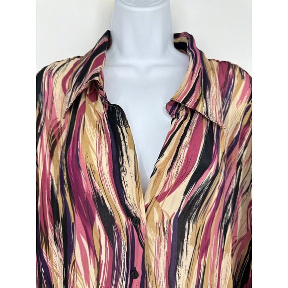 Lane Bryant Short Sleeve Button Front Blouse Size 26/28W - Picture 2 of 8